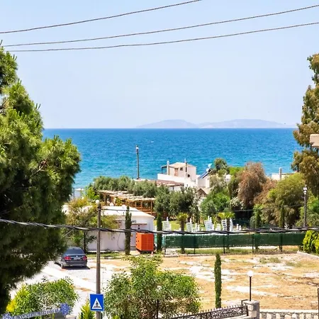 Flat W Sea View Terrace 1 Min To Beach In Apartment