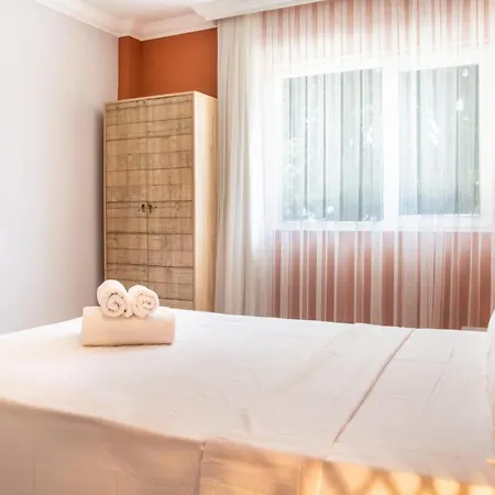 Flat W Sea View Terrace 1 Min To In Didim